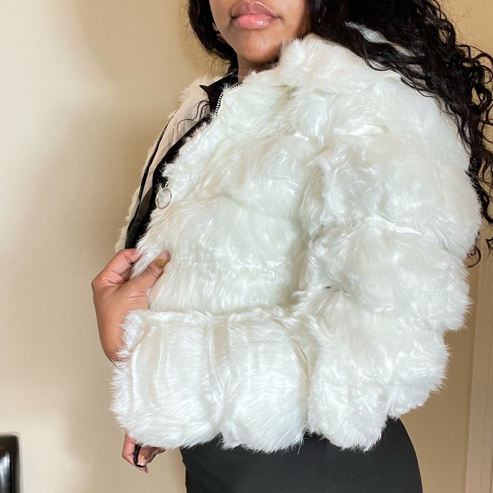 Faux fur crop jacket